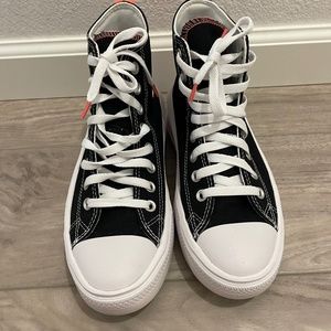 Chuck Taylor Converse All Star Move Platform